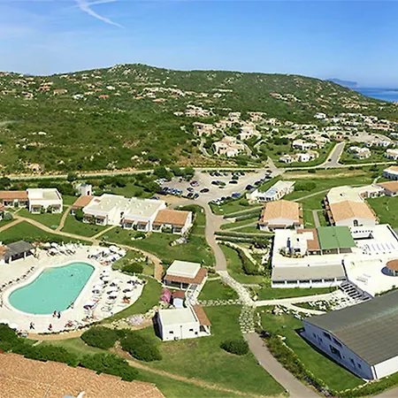 Otel Grande Baia & San Teodoro (Sardinia)