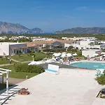 Grande Baia & 4* San Teodoro (Sardinia)