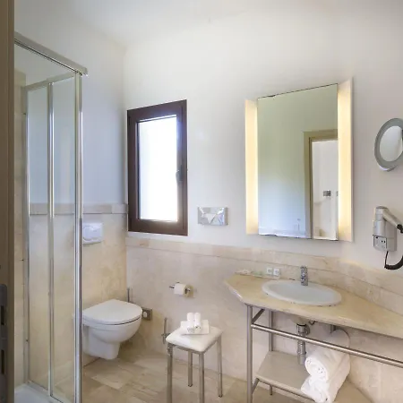 Grande Baia & 4* San Teodoro (Sardinia)