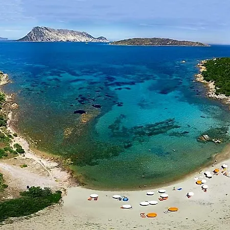 Grande Baia & سان تيودورو